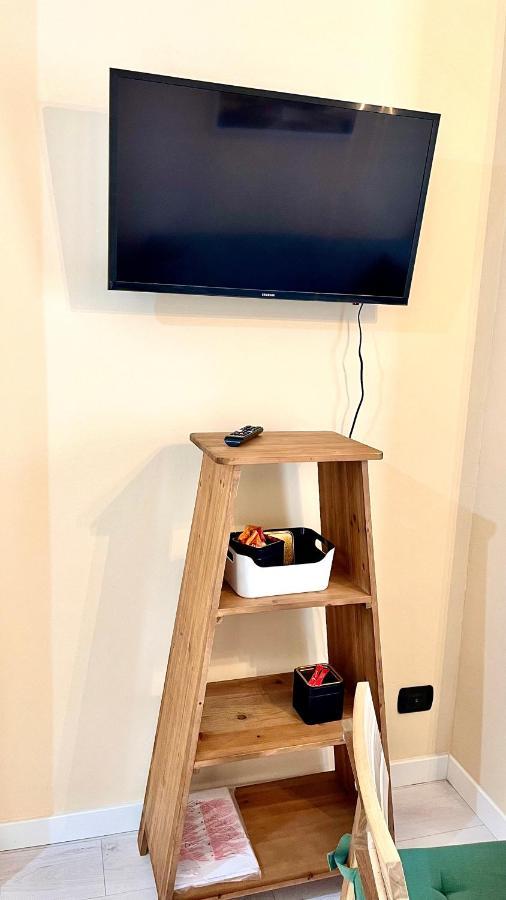 New Apartment, Near Metro Monte Grappa 都灵 外观 照片