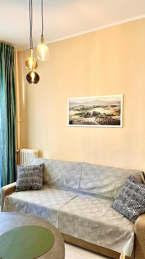 New Apartment, Near Metro Monte Grappa 都灵 外观 照片